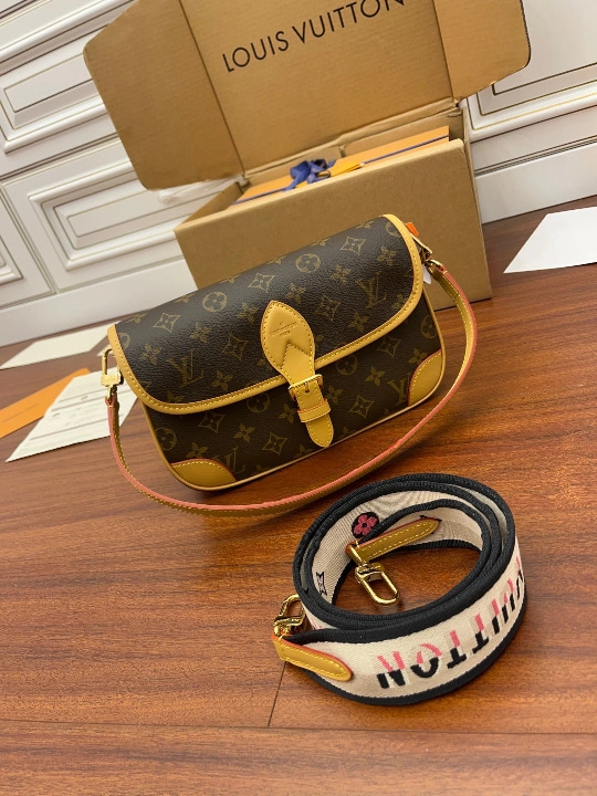 Louis Vuitton Diane M45985